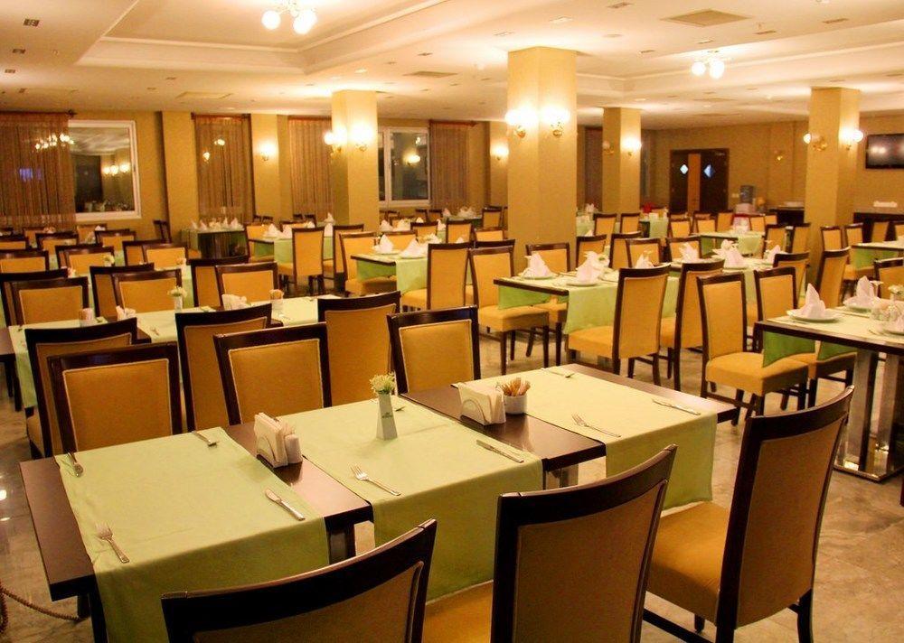 Adanava Hotel Екстериор снимка