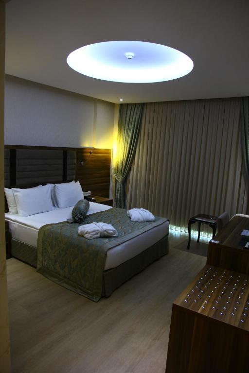 Adanava Hotel Стая снимка