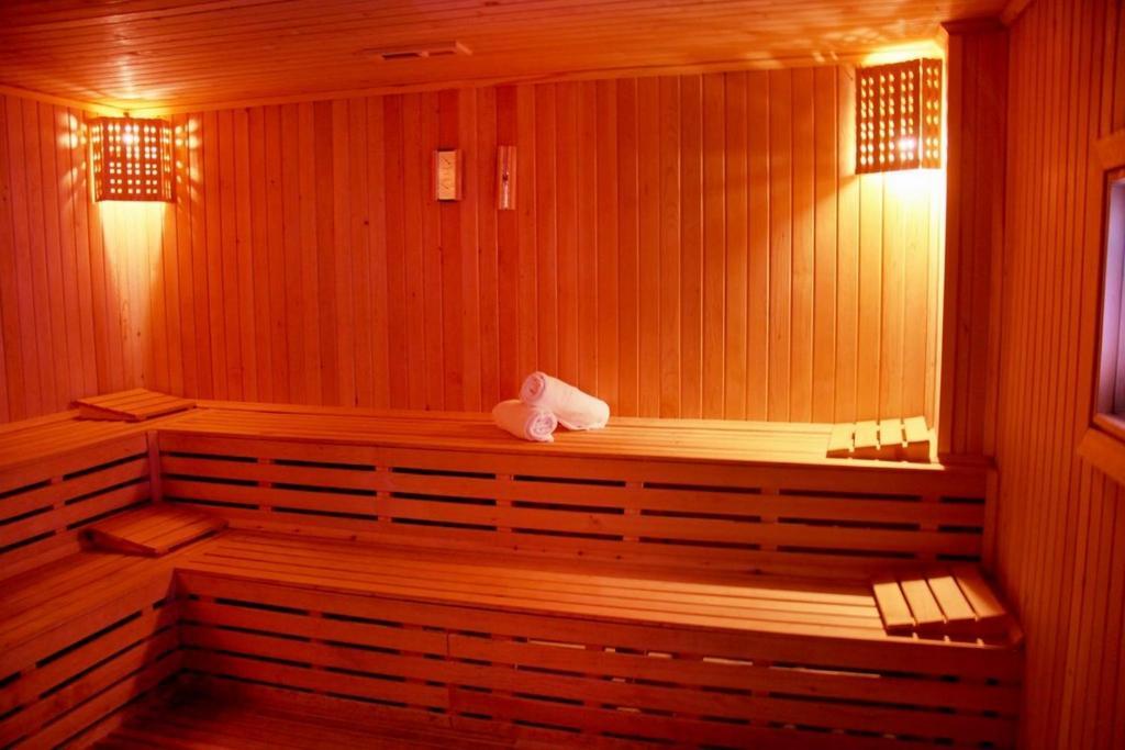 Adanava Hotel Екстериор снимка