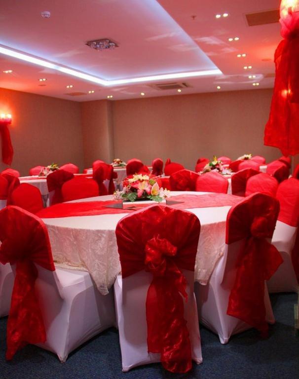Adanava Hotel Екстериор снимка
