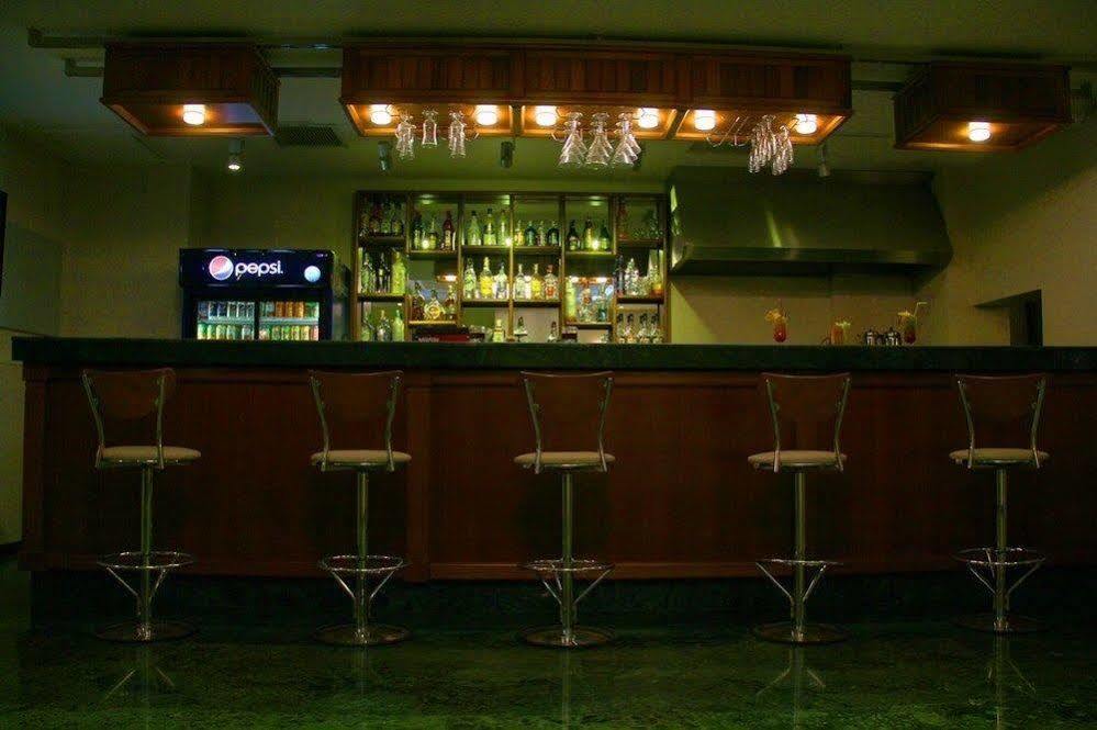 Adanava Hotel Екстериор снимка